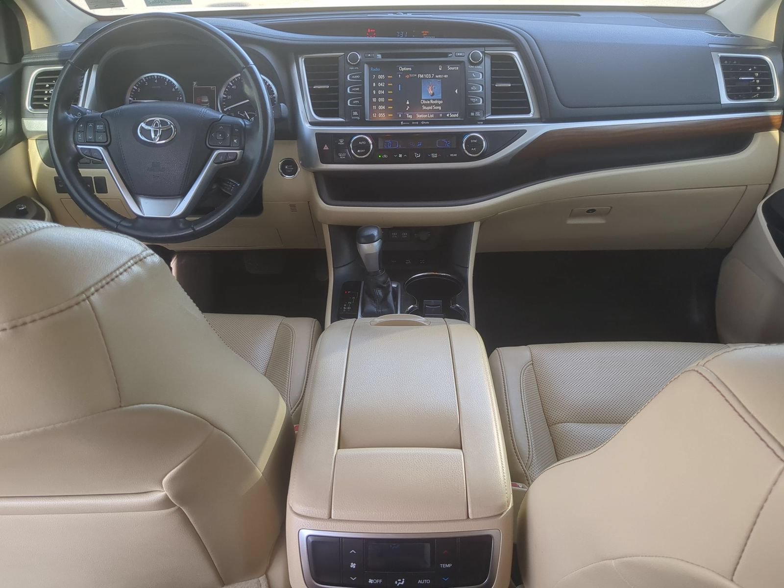 Used 2017 Toyota Highlander Limited AWD/4WD image 30