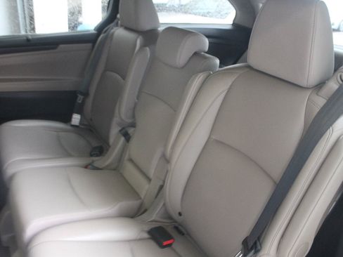 Used 2019 Honda Odyssey EX-L image 18