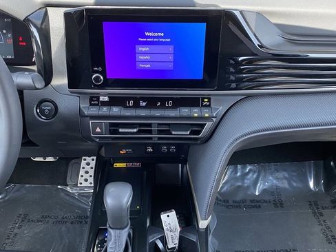 Certified 2025 Toyota Camry SE w/ Convenience Package FWD image 30