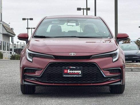 Used 2026 Toyota Corolla SE FWD image 11