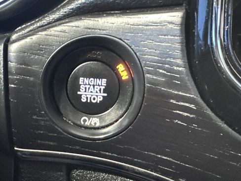 Used 2020 Jeep Grand Cherokee High Altitude image 21