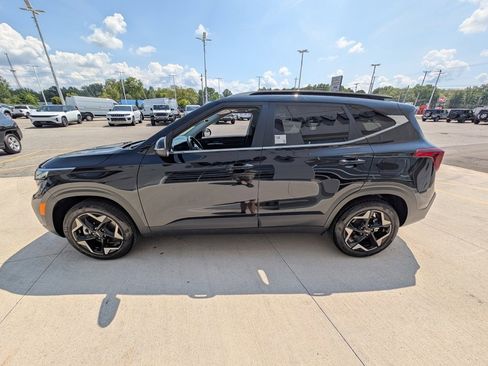 Used 2024 Kia Seltos EX image 7