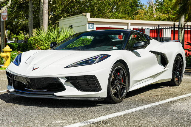 Used 2021 Chevrolet Corvette Stingray Premium Conv w/ Z51 Performance Package RWD image 21