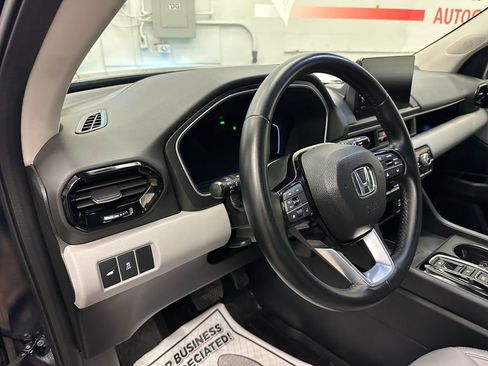 Used 2023 Honda Pilot EX-L image 22