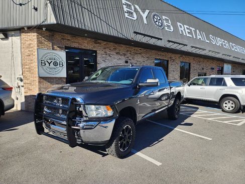 Used 2017 RAM 2500 SLT image 1