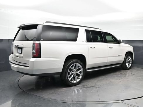 Used 2018 GMC Yukon XL SLT w/ Open Road Package AWD/4WD image 5