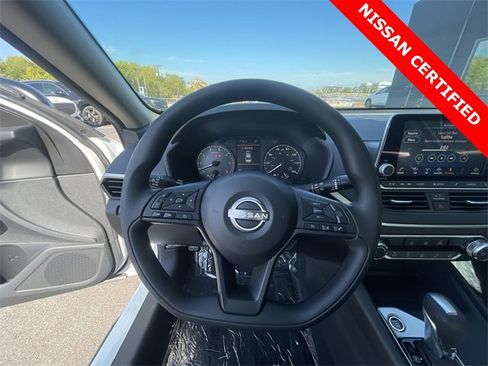 Certified 2025 Nissan Altima 2.5 S image 14