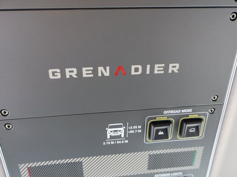 Used 2024 INEOS Grenadier Fieldmaster Edition image 30