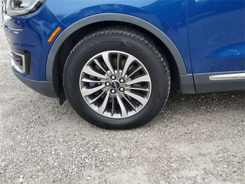 Used 2020 Lincoln Nautilus Premier w/ Equipment Group 101A image 8