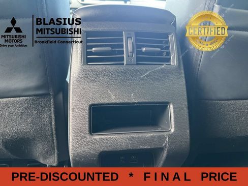 Used 2024 Mitsubishi Outlander 4WD Plug-In Hybrid image 37