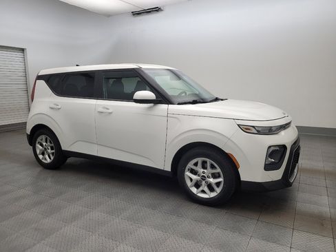Used 2022 Kia Soul LX w/ Technology Package image 11