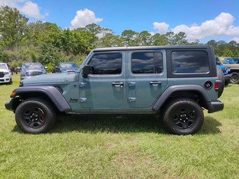 Used 2024 Jeep Wrangler Unlimited Sport AWD/4WD image 8