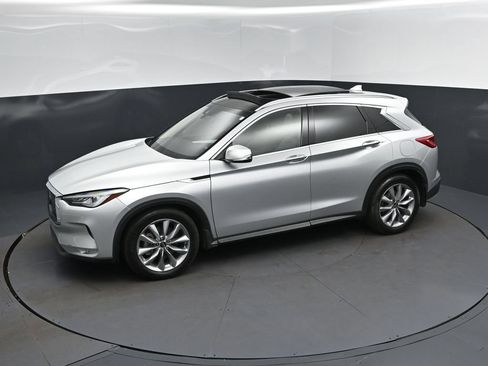 Used 2021 INFINITI QX50 Luxe FWD image 31