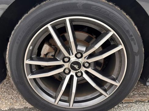 Used 2017 Ford Mustang Premium RWD image 23