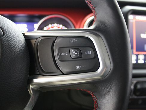 Used 2019 Jeep Wrangler Unlimited Rubicon image 31