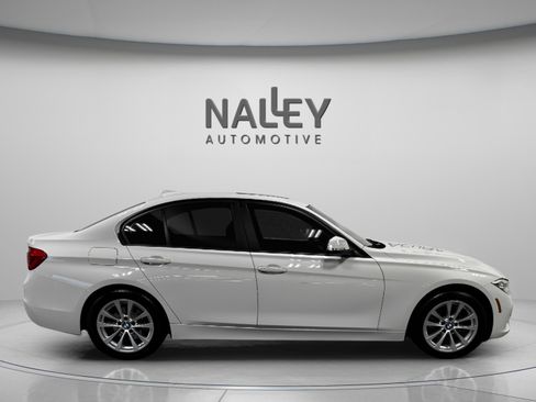 Used 2017 BMW 320i Sedan image 6