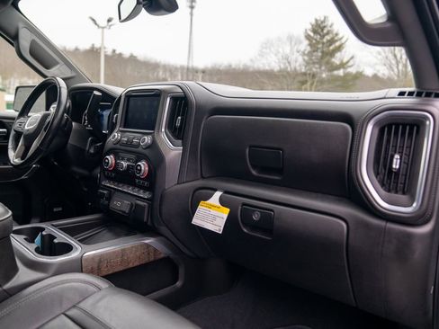 Used 2022 GMC Sierra 1500 Denali w/ Denali Premium Package image 12