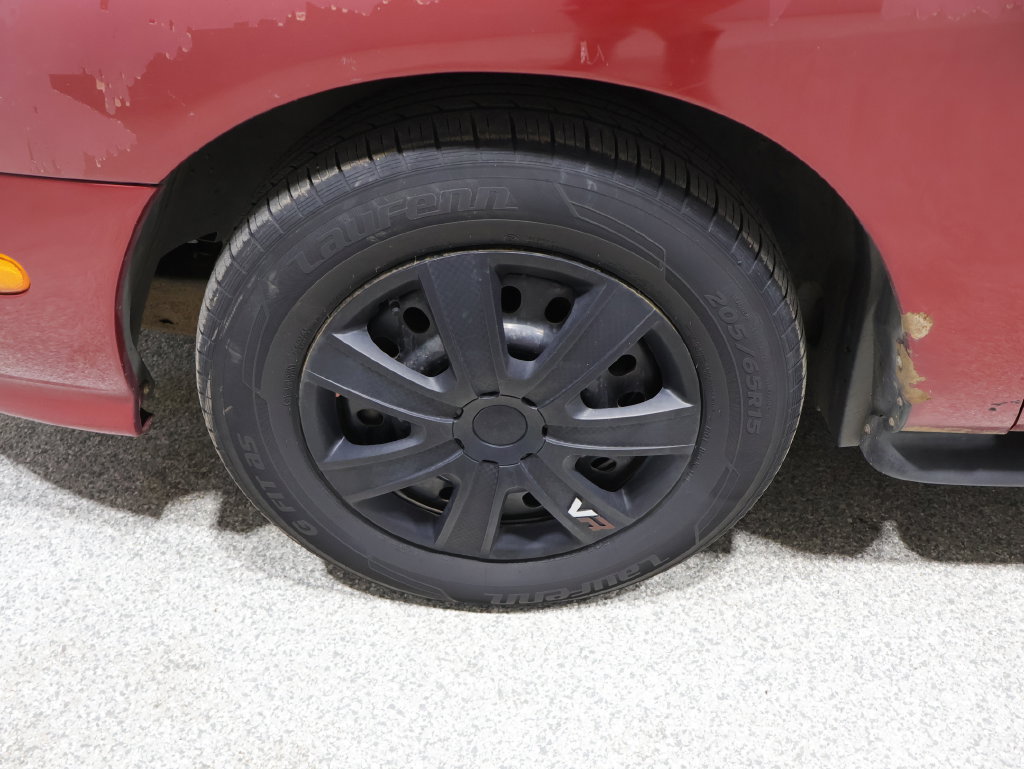 Used 1999 Ford Taurus SE FWD image 16