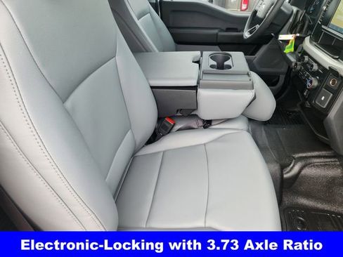 New 2026 Ford F250 XL w/ XL Driver Assist Package RWD image 14