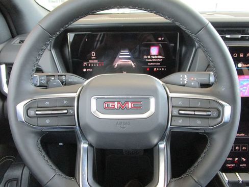 New 2027 GMC Terrain Elevation w/ Elevation Premium Package FWD image 29