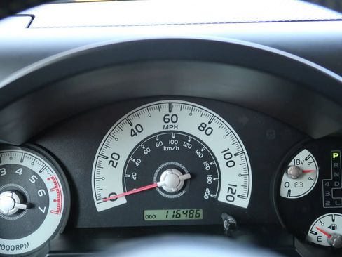 Used 2011 Toyota FJ Cruiser 4WD w/ Upgrade Pkg image 35