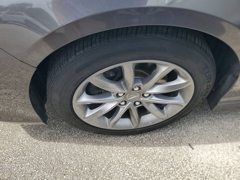 Used 2023 Acura TLX FWD image 4