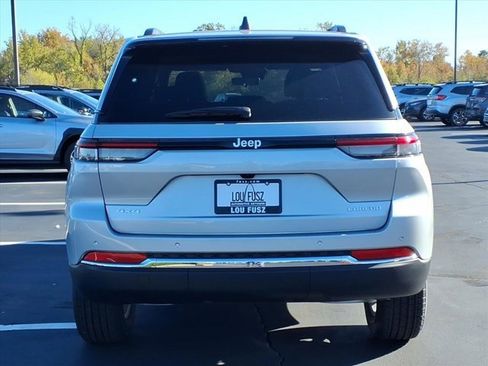 New 2025 Jeep Grand Cherokee 4WD image 20