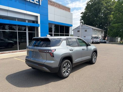 New 2027 Chevrolet Equinox LT w/ Convenience Package II AWD/4WD image 7