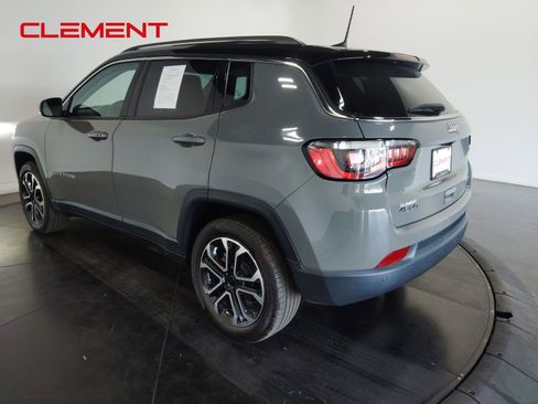 Used 2022 Jeep Compass Limited image 8