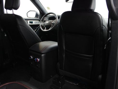 Used 2022 Ford Explorer ST-Line image 22