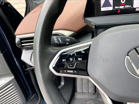 Certified 2023 Volkswagen ID.4 Pro RWD image 17