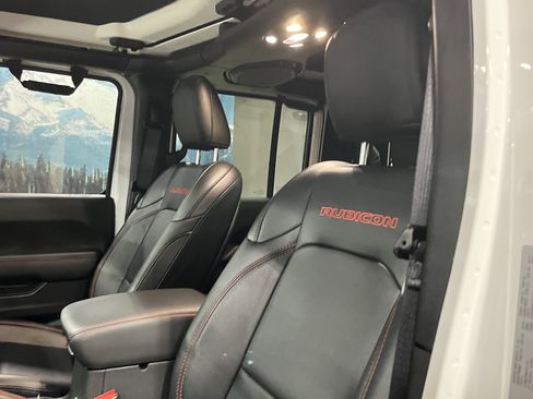 Used 2022 Jeep Gladiator Rubicon w/ Trailer Tow Package image 20