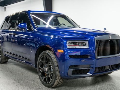Used 2024 Rolls-Royce Cullinan Black Badge AWD/4WD image 3