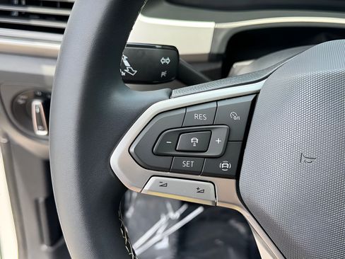 Used 2022 Volkswagen Atlas SE FWD image 14