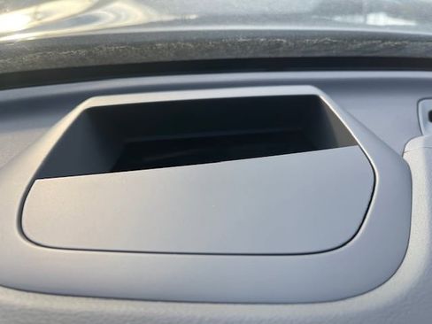 New 2026 Volvo XC60 B5 Ultra w/ Climate Package AWD/4WD image 14