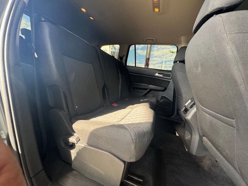 Used 2018 Volkswagen Atlas S image 23