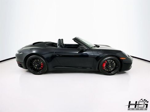 Used 2024 Porsche 911 Carrera GTS RWD image 19