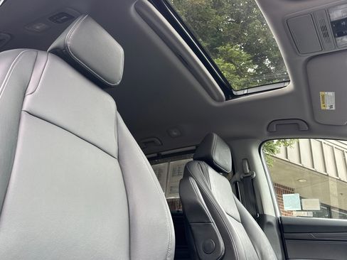 Used 2023 Honda Odyssey EX-L image 15