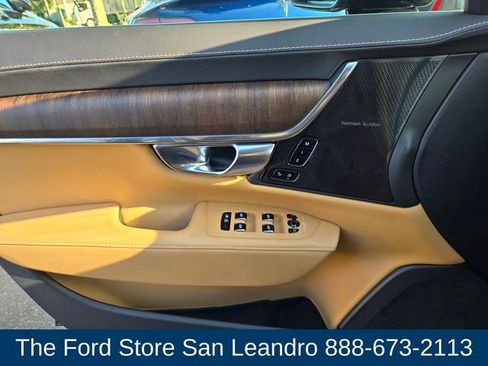 Used 2022 Volvo S90 B6 Inscription w/ Advanced Package image 28