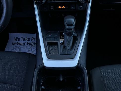 Used 2025 Toyota RAV4 XLE w/ Weather Package image 15