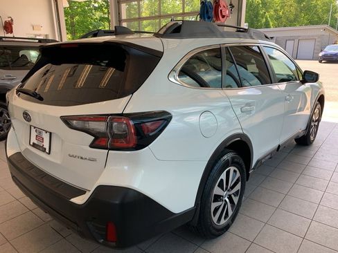 Certified 2021 Subaru Outback Premium AWD/4WD image 11