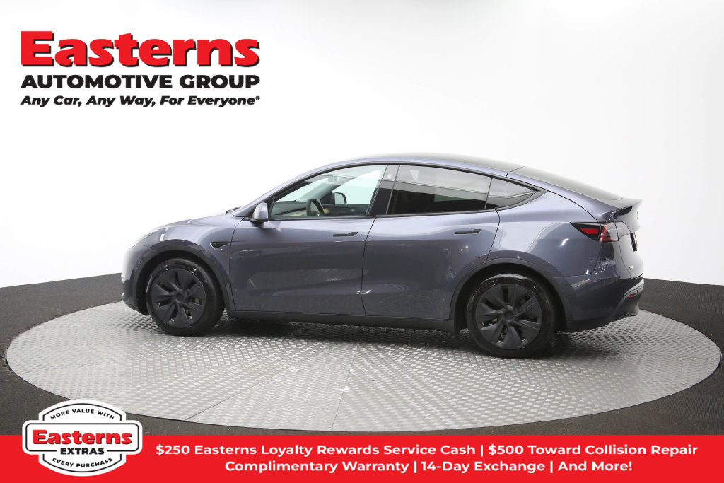 Used 2022 Tesla Model Y Long Range AWD/4WD image 57