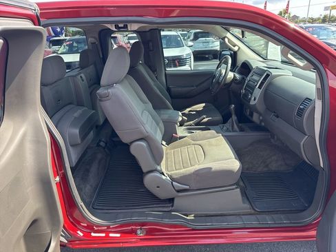 Used 2014 Nissan Frontier S w/ S Preferred Package image 18