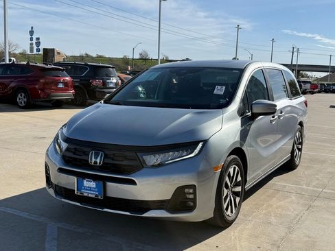 Used 2025 Honda Odyssey EX-L image 1