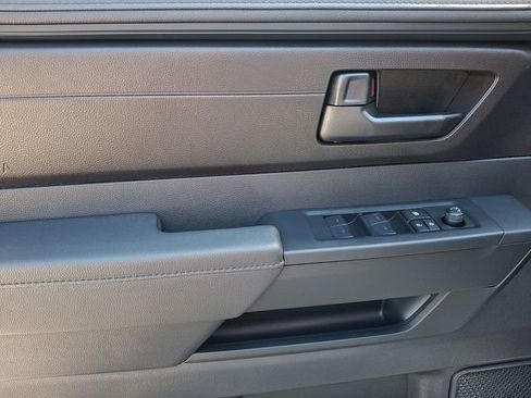 New 2026 Toyota Tundra SR image 12