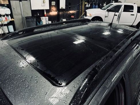 Used 2022 Jeep Cherokee Limited image 10