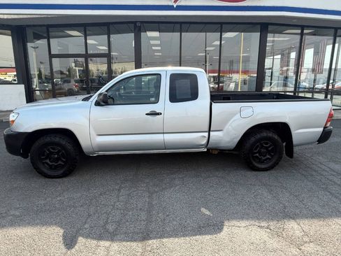 Used 2005 Toyota Tacoma 2WD Access Cab image 3