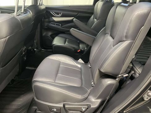 Used 2021 Subaru Ascent Limited w/ Popular Package #4 AWD/4WD image 9