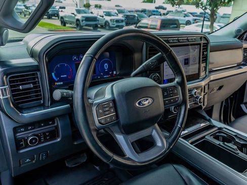 Used 2024 Ford F350 Lariat w/ Lariat Ultimate Package image 17