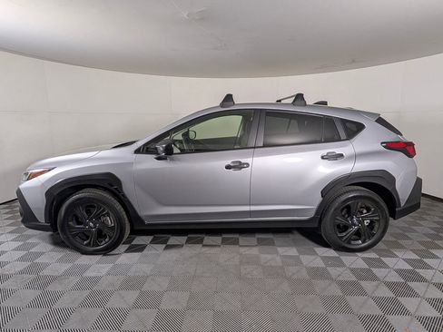 Used 2024 Subaru Crosstrek 2.0i w/ Crosstrek Mirror Package image 2